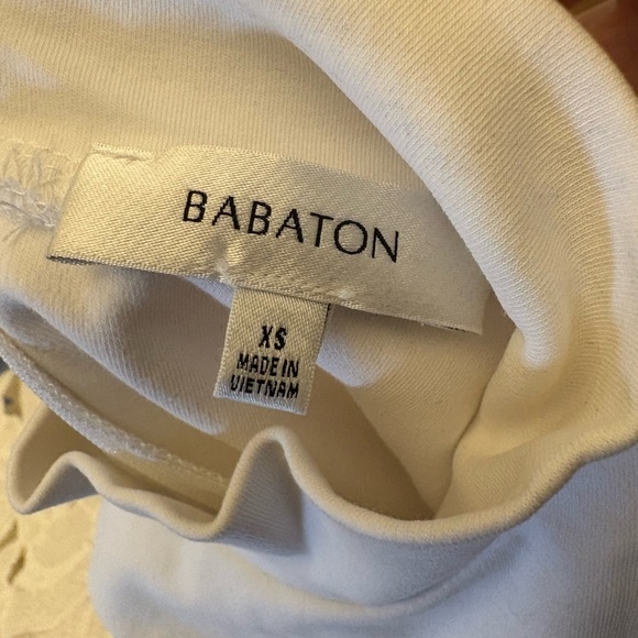 Aritzia Babaton White Mock Neck Short Sleeve Top Size Extra Small Cotton - Picture 8 of 8